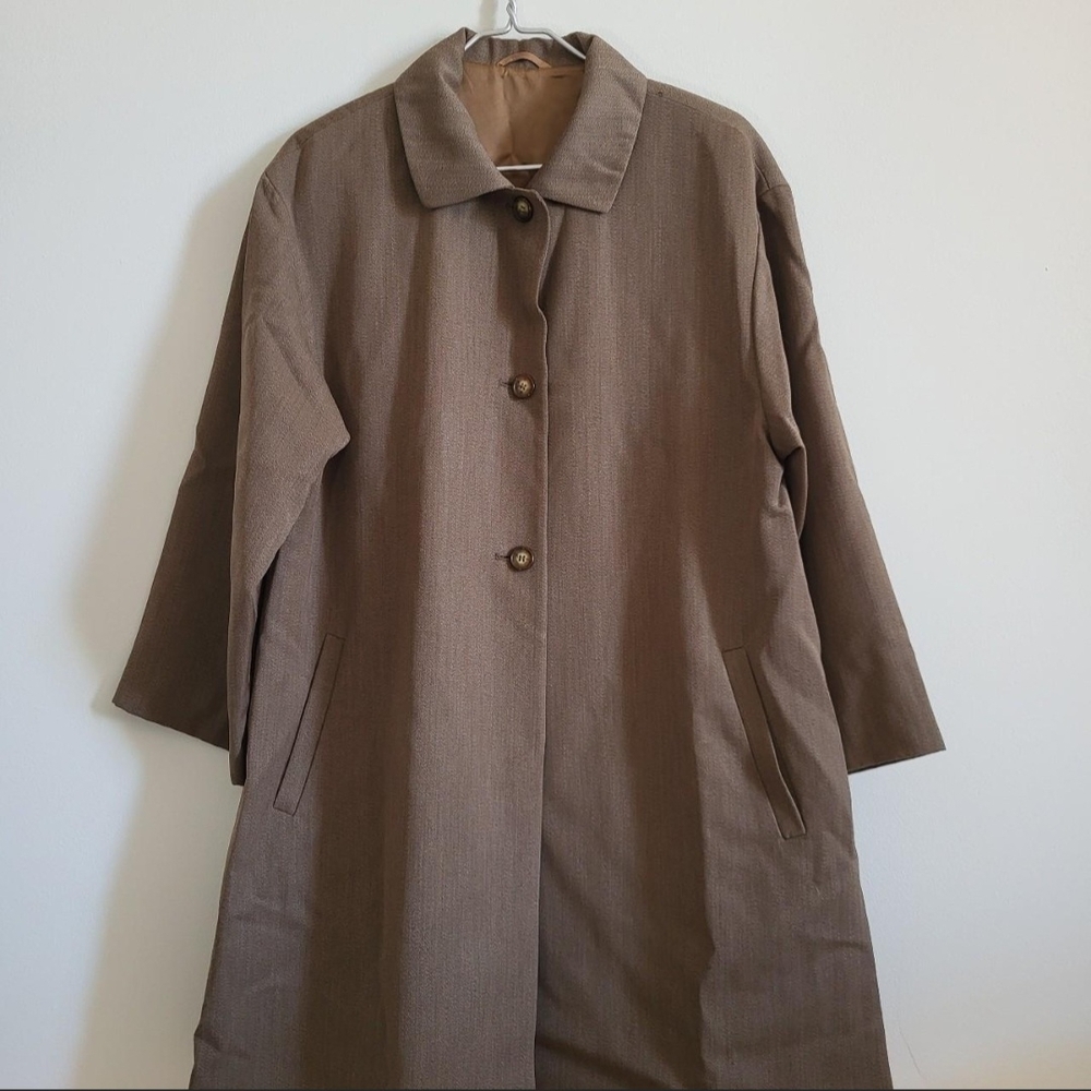 Classic Brown Women's Coat